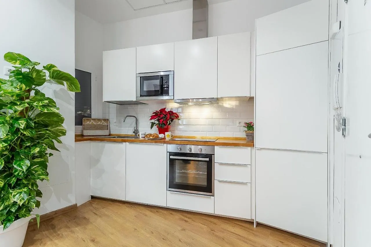 HomeAbroad Apartment - Deluxe Constitucion Málaga España